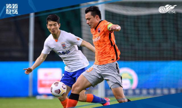 牛牛游戏-爆发的深圳队有多恐怖？摁住领头羊山东在半场猛打